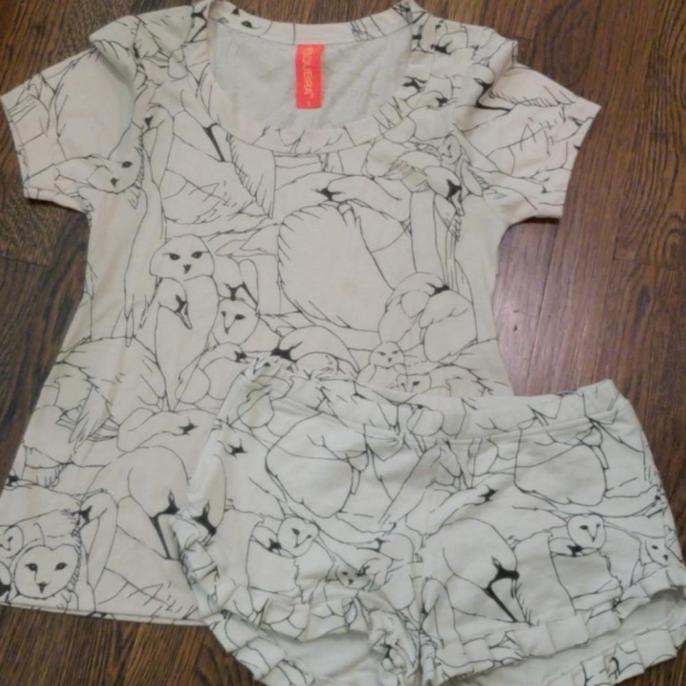 Pesquiera Avian Owl Pajama Swan Sleep Tee and Shorts Set Size Small